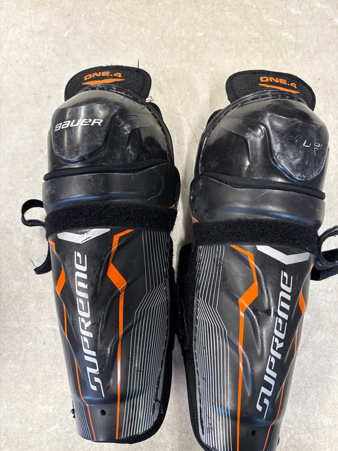 Vist Large View of Product Image Which is Used Bauer SUPREME ONE.4 S/G Junior Shin Guards None 11"