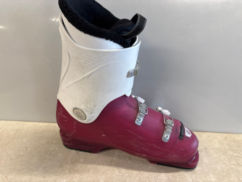 Vist Large View of Product Image Which is Used Salomon T3 Girls DH Ski Boot None 260 MP - M08 - W09