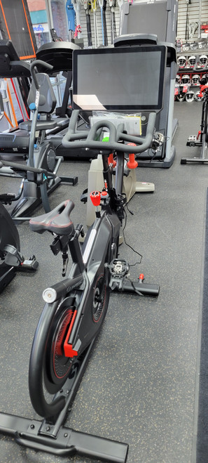 Vist Large View of Product Image Which is Used Bowflex VELOCORE 22 Indoor Cycle