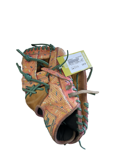 Vist Large View of Product Image Which is Used HAT-BILL STRAWBERRY DONUT SERIES BB/SB Glove RH Throw Pink 11 1/2"