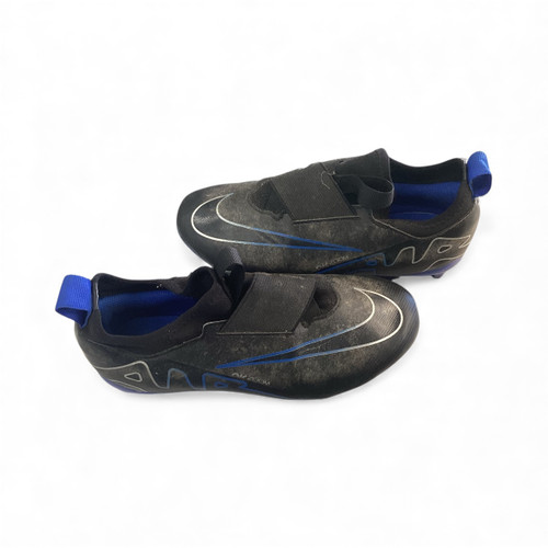 Vist Large View of Product Image Which is Used Nike Soccer Cleats Black Junior 02.5