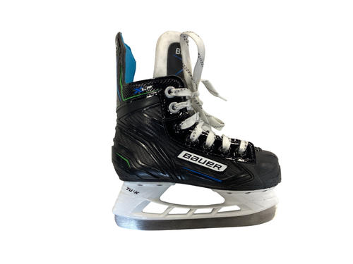 Vist Large View of Product Image Which is Used Bauer XLP Youth Hockey Skate Youth 10.0