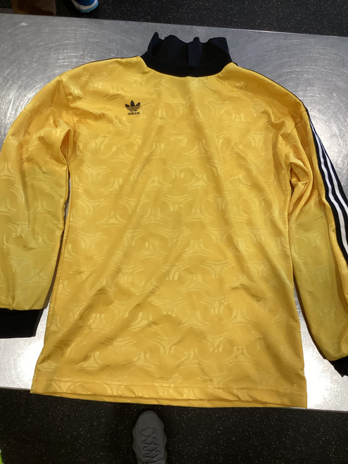 Vist Large View of Product Image Which is Used Adidas YELLOW STRIPED GOALIE PADDED SHIRT Soccer Goalie Top Adt Yellow MD
