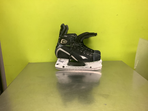 Vist Large View of Product Image Which is Used Mission FUEL 80AG Senior Hockey Skate Senior 11