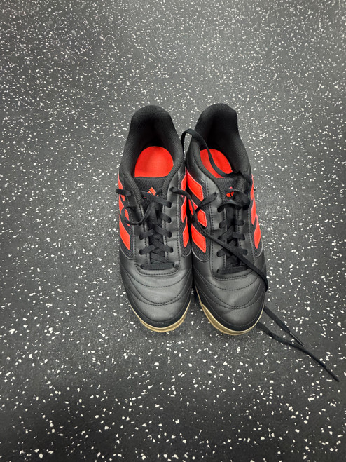 Vist Large View of Product Image Which is Used Adidas Soccer Indoor Shoes Black Senior 7.5