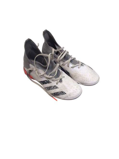 Vist Large View of Product Image Which is Used Adidas Soccer Indoor Shoes White Junior 03