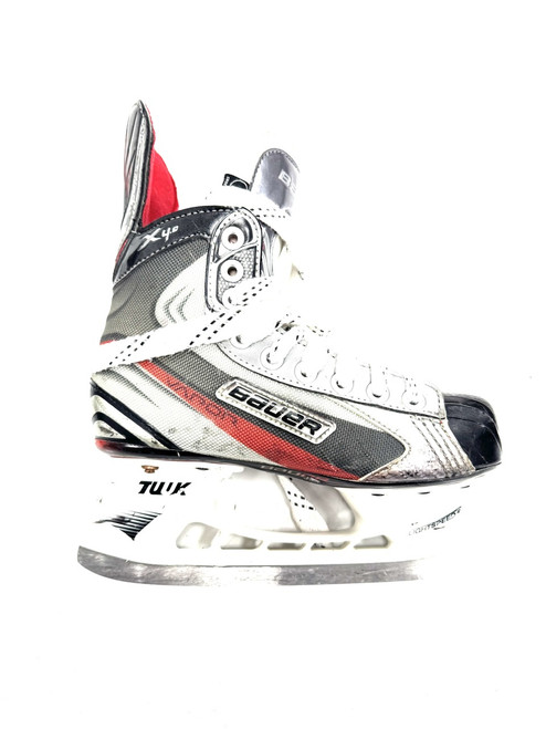 Vist Large View of Product Image Which is Used Bauer X4.0 Junior Hockey Skate Junior 02.5