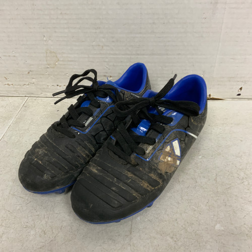 Vist Large View of Product Image Which is Used Vizari Soccer Cleats Royal Blue Junior 01