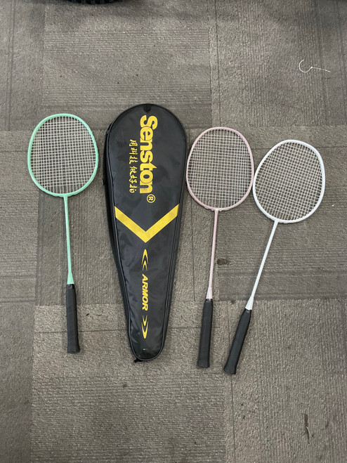 Vist Large View of Product Image Which is Used BADMINTON RACQUET 3-SET Adult Badminton Racquet Pink Unknown