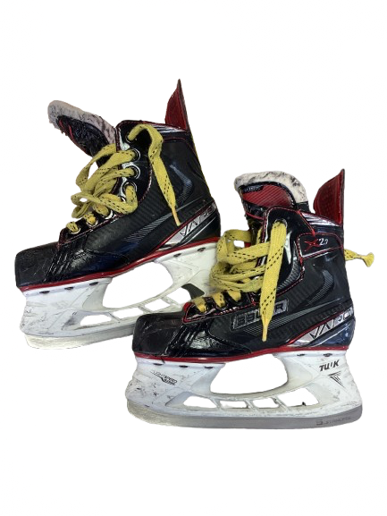 Vist Large View of Product Image Which is Used Bauer VAPOR Junior Hockey Skate Junior 02