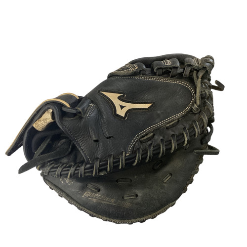 Vist Large View of Product Image Which is Used Mizuno GXS BB/SB Catchers RH Throw Black 32 1/2"