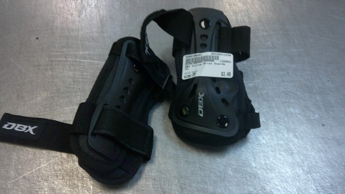 Vist Large View of Product Image Which is Used DBX Inline Wrist Guards Black SM