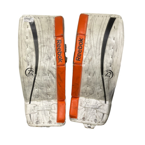 Vist Large View of Product Image Which is Used Reebok 14K JUNIOR Goalie Leg Pads Junior White 27"