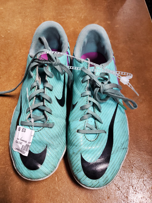 Vist Large View of Product Image Which is Used Nike Soccer Turf Shoes Carolina Blue Junior 04.5