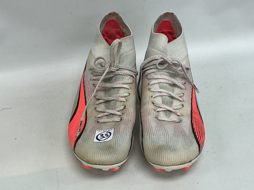 Vist Large View of Product Image Which is Used Puma Soccer Cleats White And Orange Junior 03.5