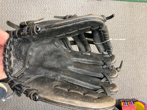 Vist Large View of Product Image Which is Used Rawlings SPL112CS BB/SB Glove RH Throw Black 11 1/4"