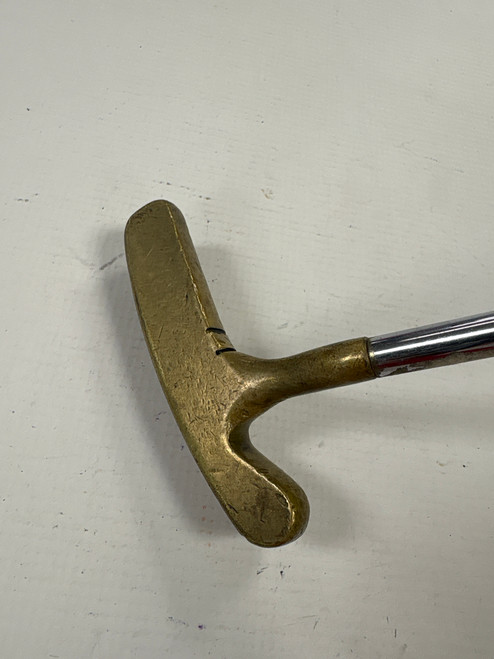 Vist Large View of Product Image Which is Used Acushnet BULLSEYE WIDE FLANGE PUTTER Mens Putter RH