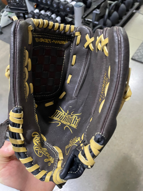 Vist Large View of Product Image Which is Used Rawlings HIGHLIGHT H150BRNC BB/SB Glove RH Throw Brown 11 1/2"