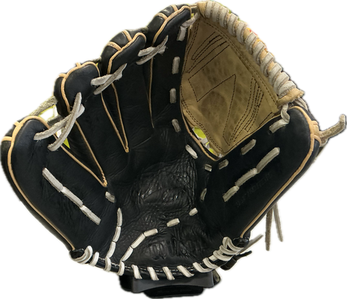 Vist Large View of Product Image Which is Used Wilson A05LF22125 BB/SB Glove LH Throw Black And Tan 12 1/2"