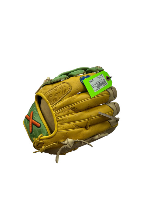 Vist Large View of Product Image Which is Used ABSOLUTLEY RIDICULOUS LH GLOVE BB/SB Glove LH Throw Brown 12"