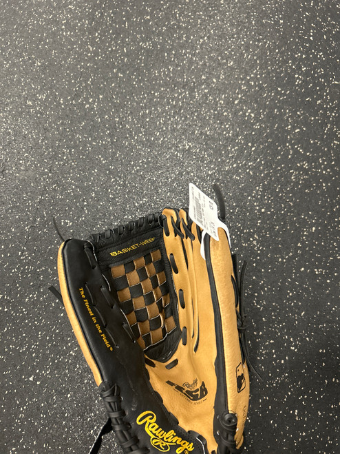 Vist Large View of Product Image Which is Used Rawlings SS14BR BB/SB Glove RH Throw Brown 14"