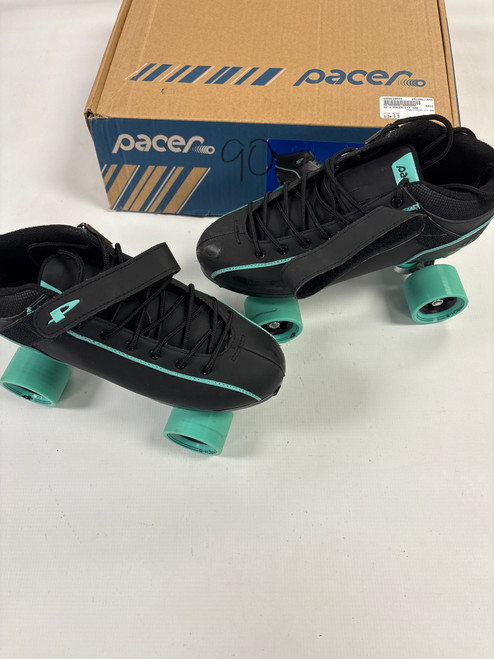 Vist Large View of Product Image Which is Used PACER GTX 500 Senior Roller Quad Skates Black Senior 9