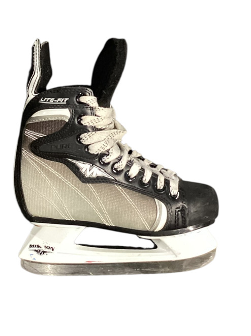 Vist Large View of Product Image Which is Used Mission PURE Junior Hockey Skate Junior 01