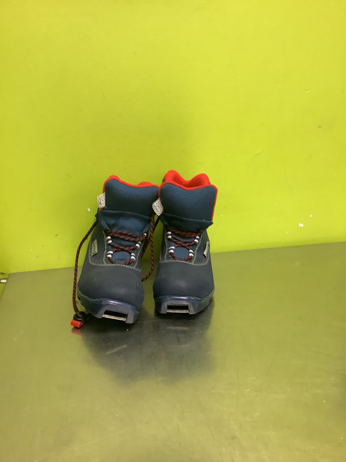 Vist Large View of Product Image Which is Used Rossignol Boys NNN XC Ski Boots Royal Blue W 05-05.5 / JR 03.5-04