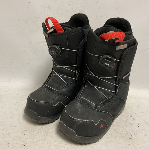 Vist Large View of Product Image Which is Used Burton ZIPLINE BOA Boys Snowboard Boots Black And Orange Junior 05