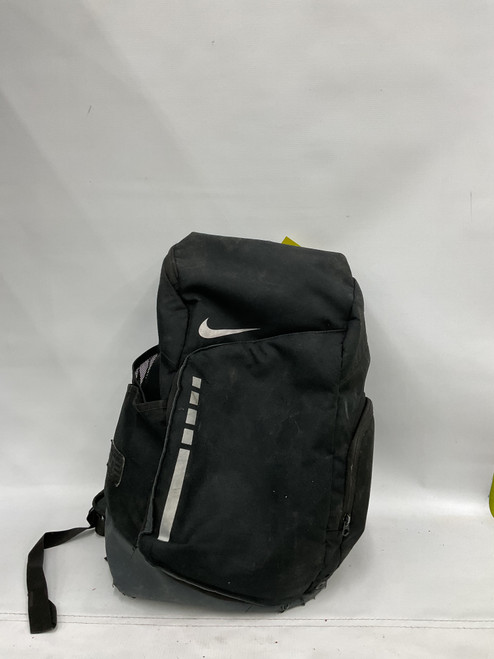 Vist Large View of Product Image Which is Used Nike Medium Equipment Bag