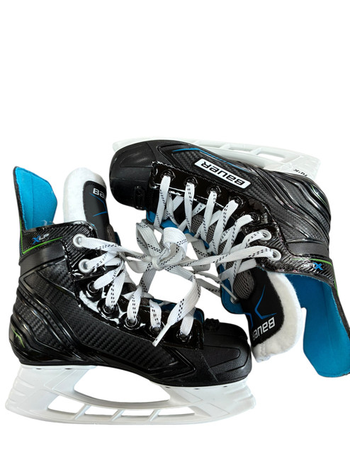 Vist Large View of Product Image Which is Used Bauer XLP Youth Hockey Skate Youth 13.0