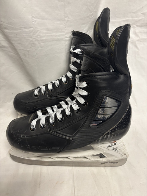 Vist Large View of Product Image Which is Used True CUSTOM SKATES Intermediate Hockey Skate Intermediate 6.0