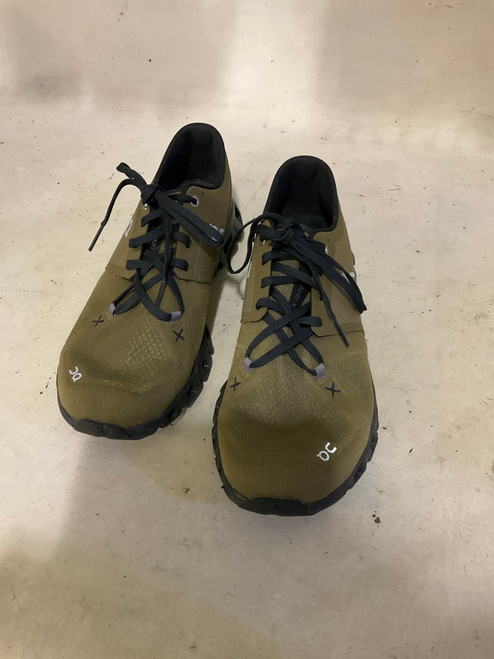 Vist Large View of Product Image Which is Used Running/X-Train Shoes M