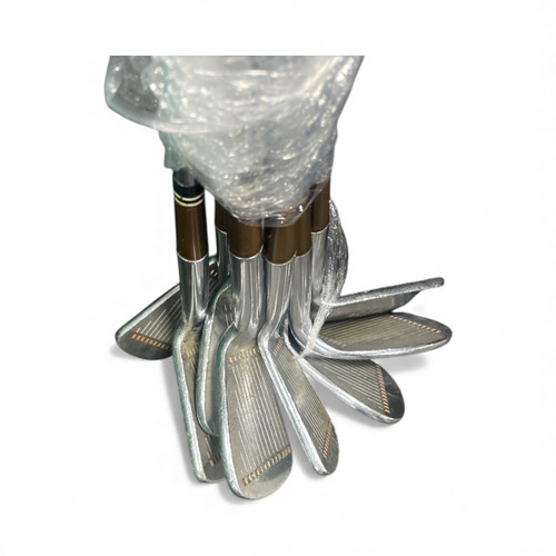 Vist Large View of Product Image Which is Used MacGregor VIP BY NICKLAUS Mens Iron Set RH 2I-SW