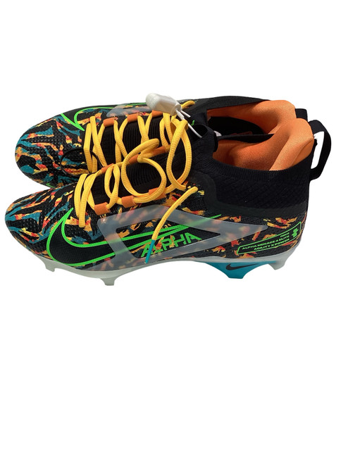 Vist Large View of Product Image Which is Used Nike ALPHA MENACE 4 ELITE TRAVIS KELCE Adult FB Cleats Black Senior 10.5