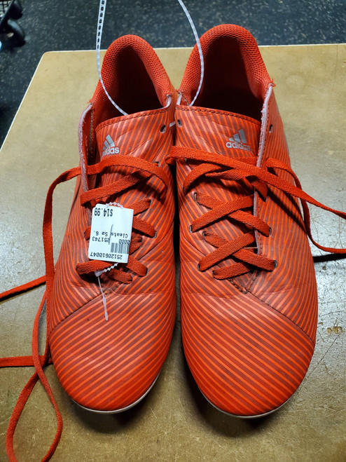 Vist Large View of Product Image Which is Used Adidas Soccer Cleats Red Junior 05.5