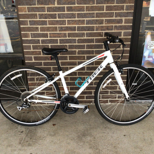 Vist Large View of Product Image Which is Used Trek 2019 FX2 WOMENS HYBRID MD Hybrid/City Bike Womens White 53-55cm - MD Frame