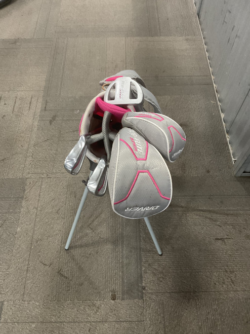 Vist Large View of Product Image Which is Used Top Flite GIRLS JUNIOR COMPLETE SET Jr Club Set RH 5 Piece