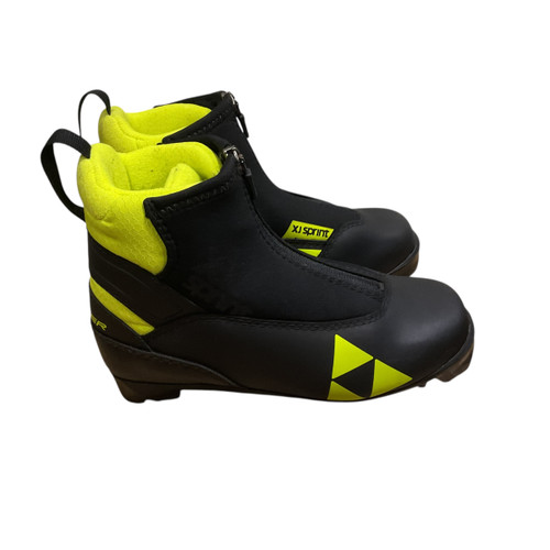Vist Large View of Product Image Which is Used Fischer Boys NNN XC Ski Boots Black JR-03
