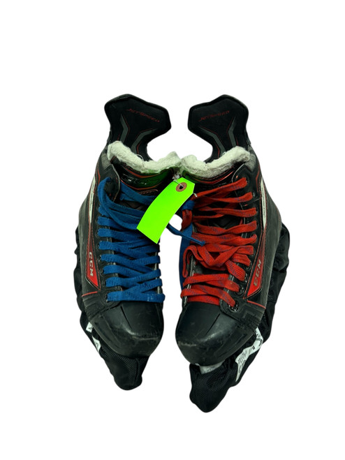 Vist Large View of Product Image Which is Used CCM JETSPEED 300 Junior Hockey Skates Size 04
