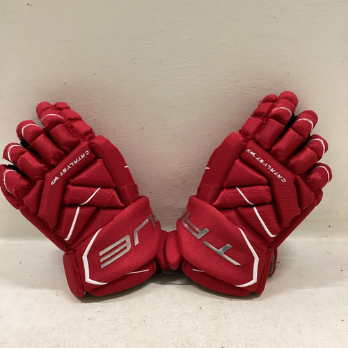 Vist Large View of Product Image Which is Used True CATALYST 14 Senior Gloves Red 14"