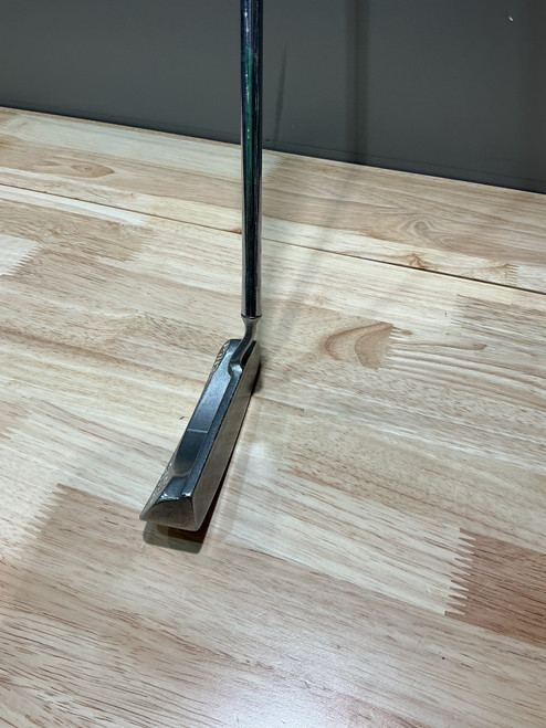 Vist Large View of Product Image Which is Used Ping ZING 2 Mens Putter RH