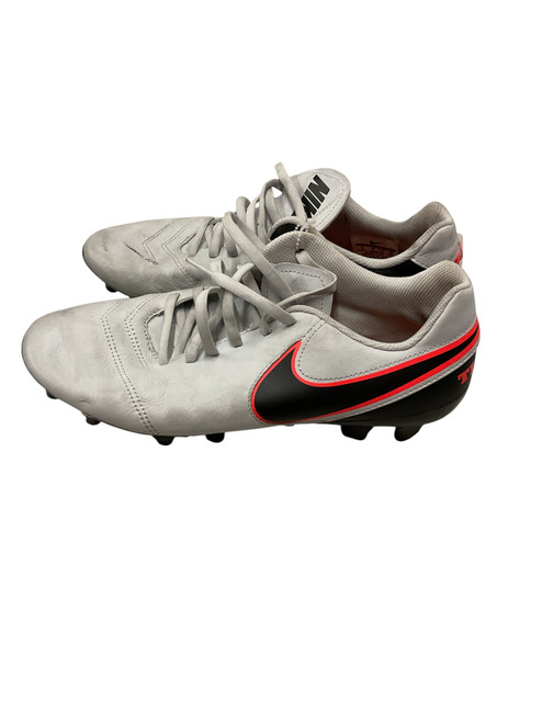 Vist Large View of Product Image Which is Used Nike Soccer Cleats Grey Senior 8