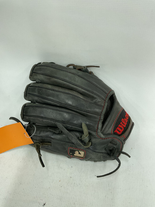 Vist Large View of Product Image Which is Used Wilson 643 BB/SB Glove RH Throw Black 11 1/2"
