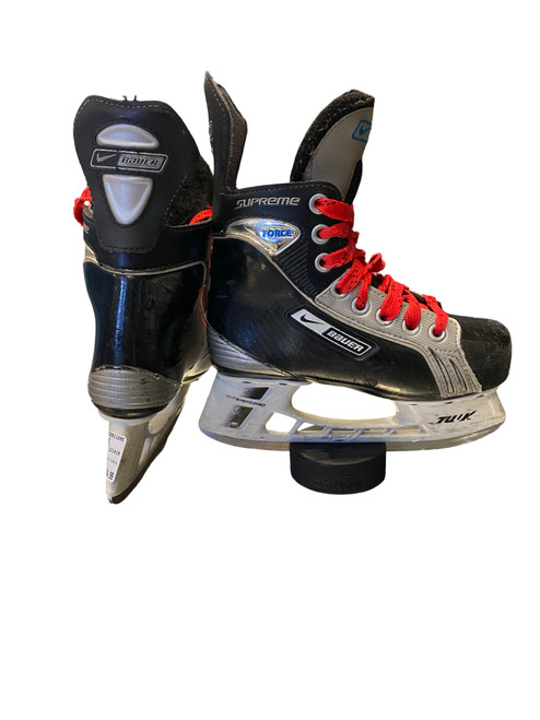 Vist Large View of Product Image Which is Used Bauer FORCE Junior Hockey Skate Junior 01