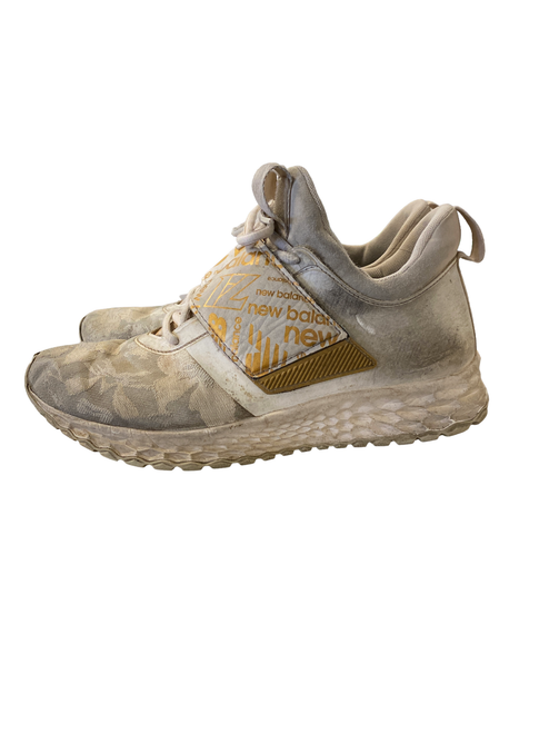 Vist Large View of Product Image Which is Used New Balance BB/SB Cleats White Senior 8.5