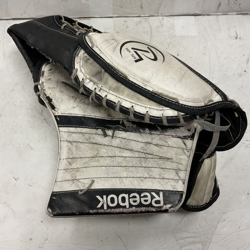 Vist Large View of Product Image Which is Used Reebok 14K Senior Goalie Catcher White