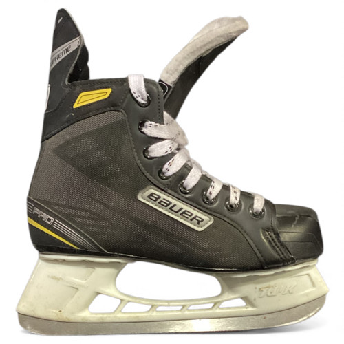 Vist Large View of Product Image Which is Used Bauer PRO Intermediate Hockey Skate Intermediate 5.0