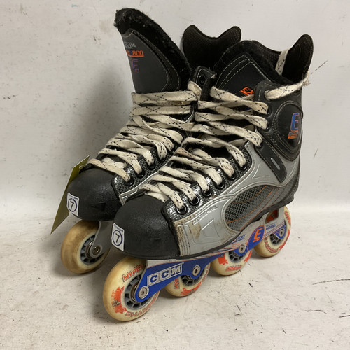 Vist Large View of Product Image Which is Used CCM EXTERNO BANDIT Roller Hockey Skates Black Senior 7