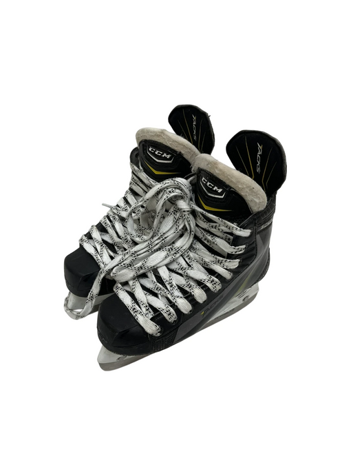 Vist Large View of Product Image Which is Used CCM Tacks 5052 Jr 3 Hockey Skates